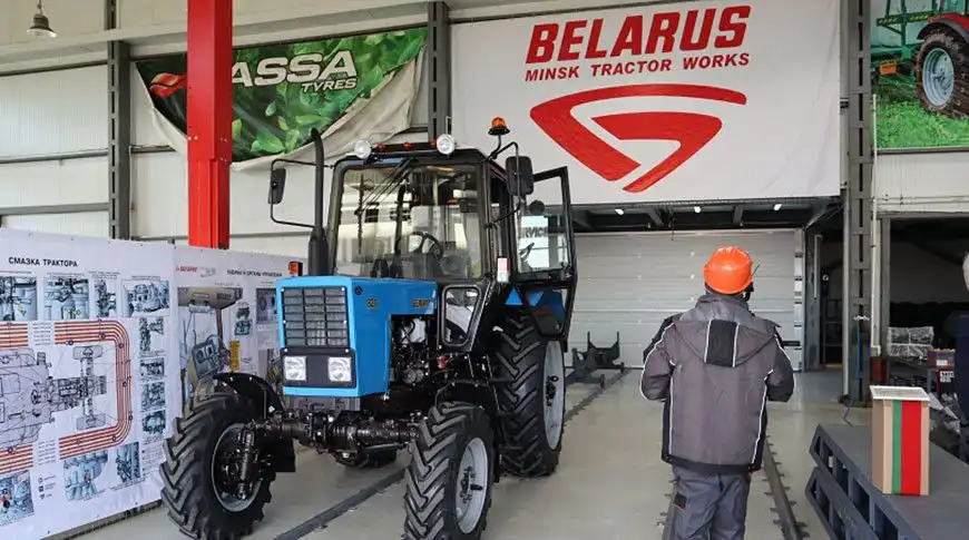 В Комрате начало работать сборочное производство тракторов Belarus