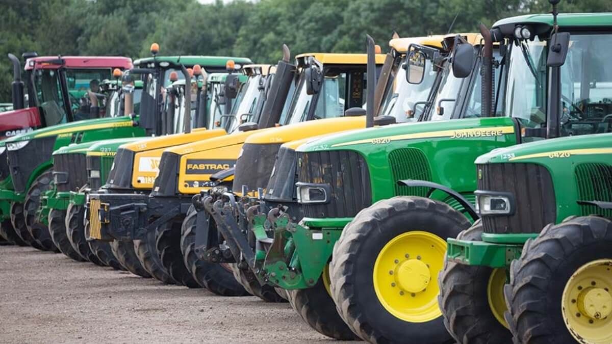 Подержанные трактора в Молдове - AgroExpert.md