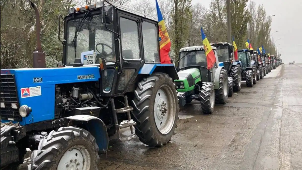 Forța Fermierilor anunță proteste: Compensațiile la motorină, praf în ochi