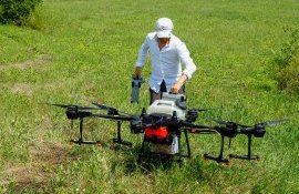 dronă agriclutură pulverizare - AgroExpert.md
