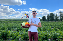 agricultor afacere fructe - AgroExpert.md