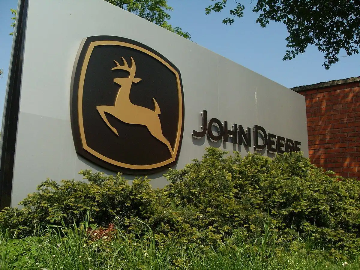John Deere и Kramp расширяют партнерство в Европе