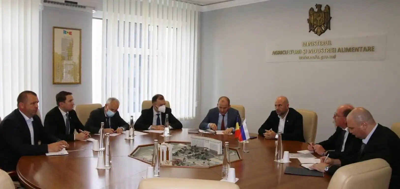 Минсельхоз предложил создать совместную группу для решения вопроса эмбарго   