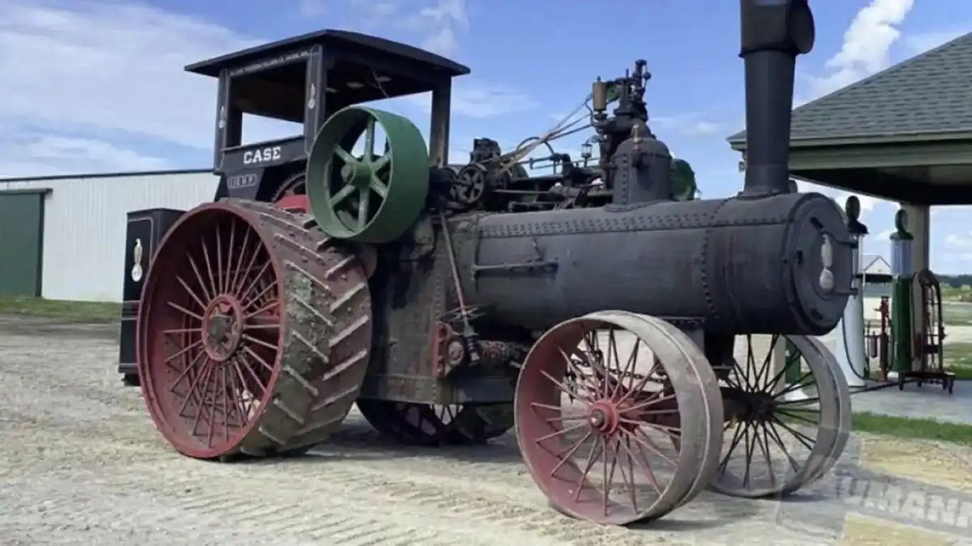 112-летний паровой трактор Case IH продали за рекордные 200000 евро   