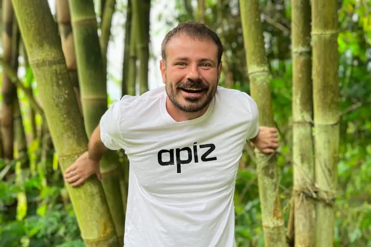 Токен APIZ – симбиоз IT-технологий, денег и меда