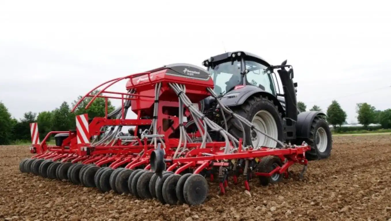 Сеялка Kverneland ts-drill с навесными сошниками подходит для любых условий