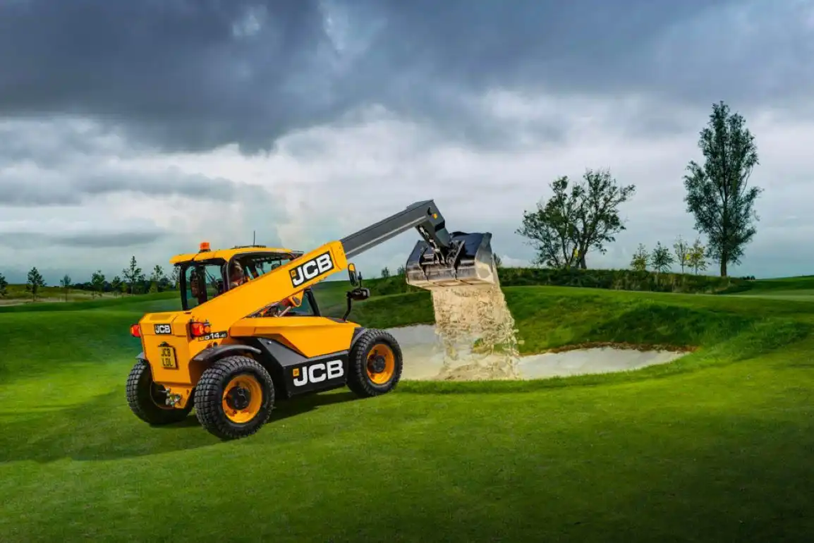 «Малыш» в линейке телескопических погрузчиков от JCB