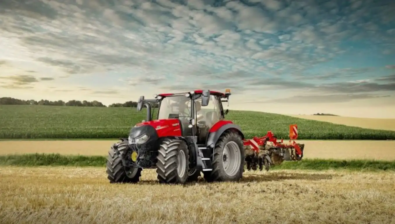 Новый Case IH Vestrum CVXDrive 2023 года обладает множеством практичных и удобных функций.