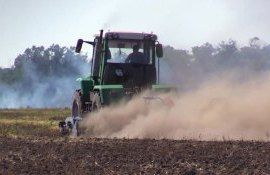 Какие особенности подготовки почвы к севу озимых - agroexpert.md