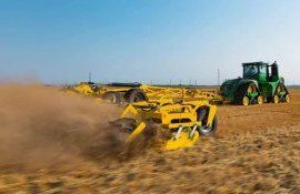 John Deere и Bednar установили рекорд культивирования - agroexpert.md
