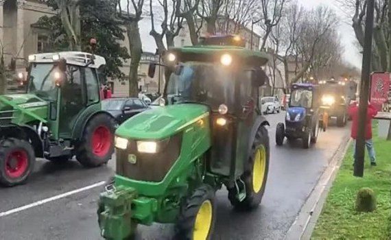 Протесты вынуждают правительство Франции идти на уступки фермерам - agroexpert.md