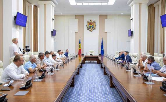 Guvernul va aloca 100 de milioane de lei din Fondul de intervenție în agricultură pentru compensarea pierderilor - agroexpert.md