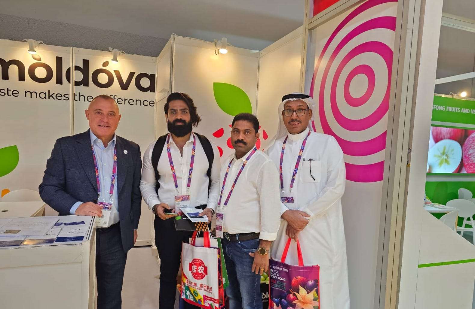 Producătorii de fructe explorează noi piețe la Asia Fruit Logistica - agroexpert.md