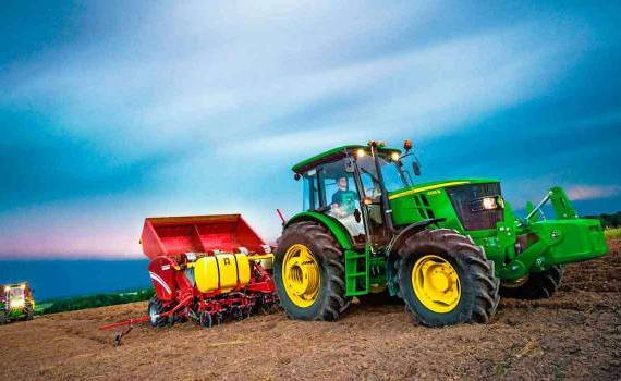  спецценах на некоторые модели тракторов John Deere - agroexpert.md