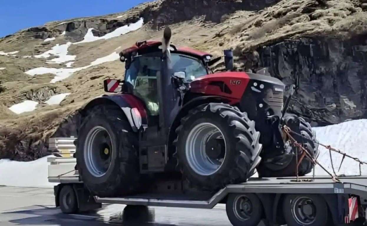 В сети появились фотографии прототипа нового мощного трактора Case IH - agroexpert.md