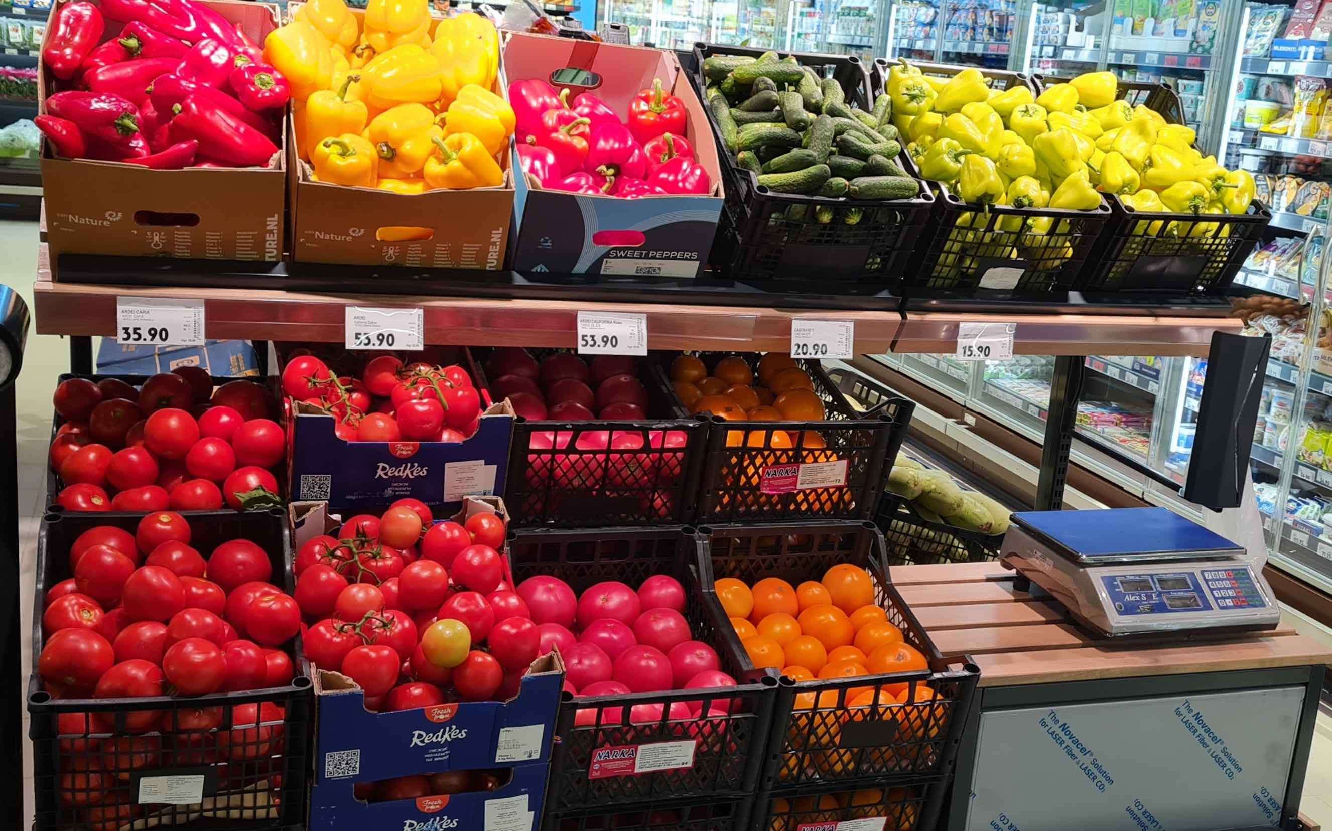 Produse de import pe rafturi, cele locale la procesare - agroexpert.md