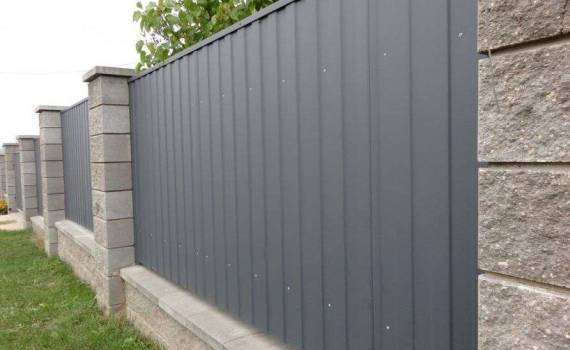 Как рассчитать расход профнастила на крышу, забор или фасад - agroexpert.md