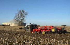 Автономный робот с культиватором Väderstad обработал 80 га за 20 часов - agroexpert.md