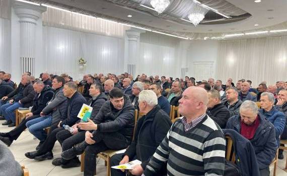 Adunare Forța Fermierilor - agroexpert.md