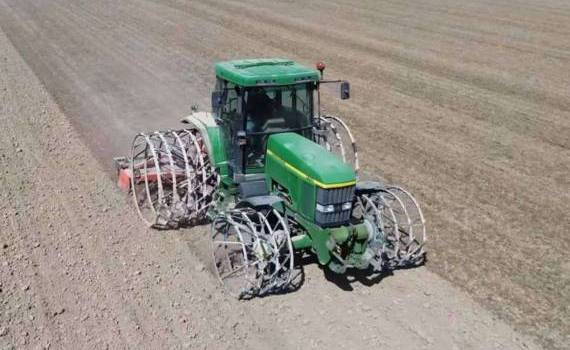 В Европе фермеры вновь обращаются к металлическим тракторным колёсам - agroexpert.md