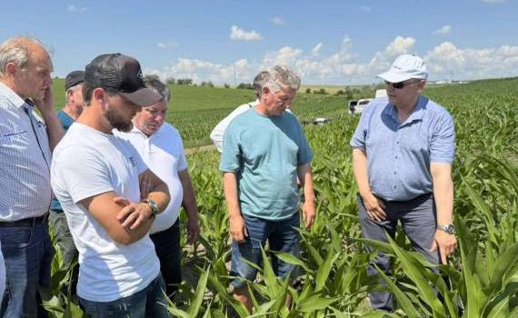 Peste 500 de fermieri vor beneficia de Școlile de câmp în R. Moldova - agroexpert.md