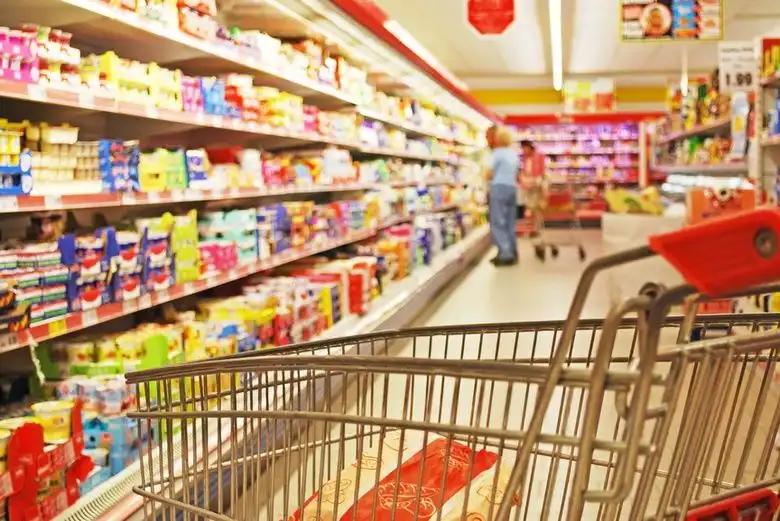 Работавшие во время ЧП продуктовые магазины заплатят повышенный налог