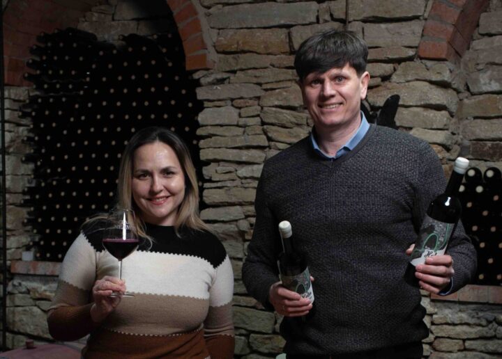 Crama Neamțu: Vin artizanal născut din munca de weekend
