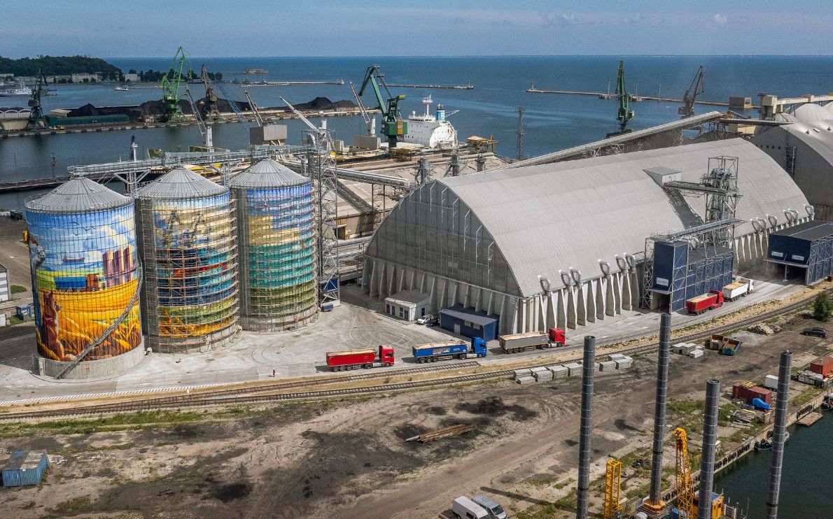 Controlul asupra terminalului de cereale polonez BTZ trece în mâinile companiilor Bunge și CM Holding